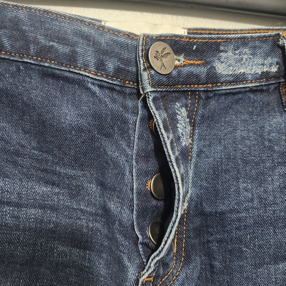 One Teaspoon Distressed Blue Jean Shorts - Picture 3 of 8